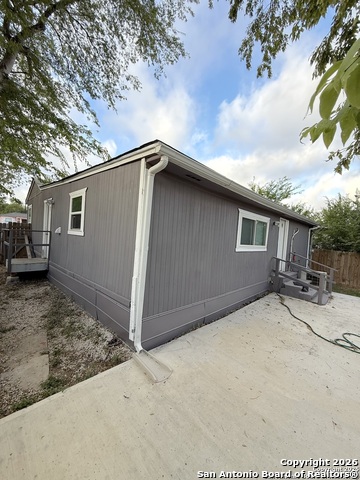 Image 4 of 25 For 659 Olmos  