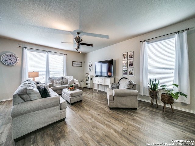 Image 7 of 35 For 3318 Coahuila Way