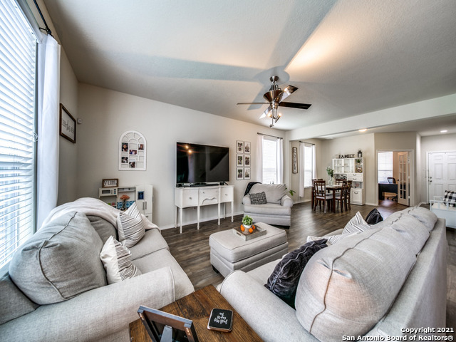 Image 8 of 35 For 3318 Coahuila Way