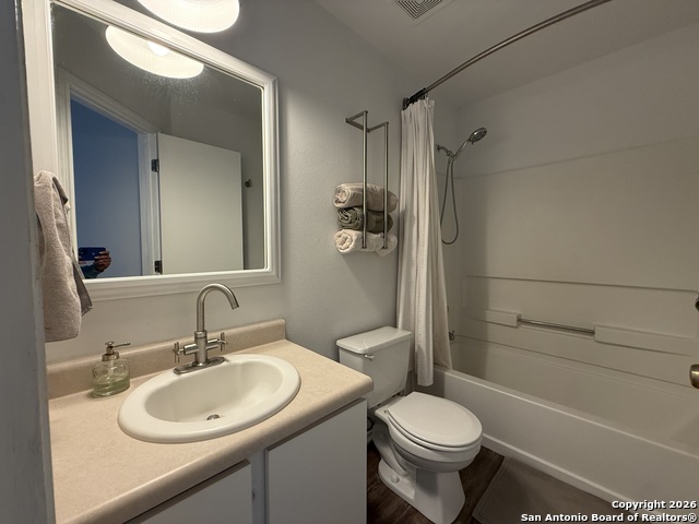 Image 22 of 25 For 6910 Saharastone