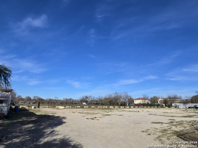 Image 16 of 28 For 5317 Commerce W