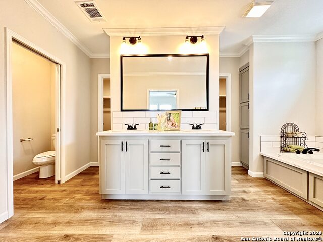 Image 6 of 13 For 200 Lolita  