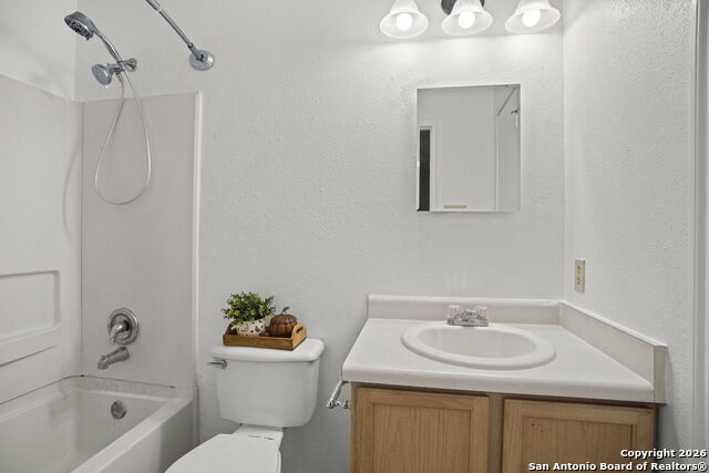 Image 15 of 19 For 5007 Taylor Kenton