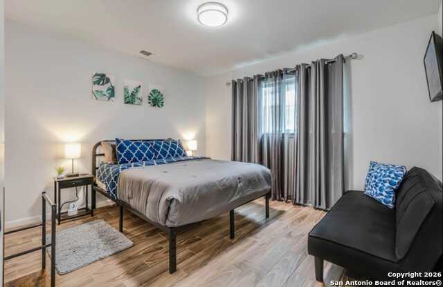 Image 19 of 21 For 4226 Flint Hill St