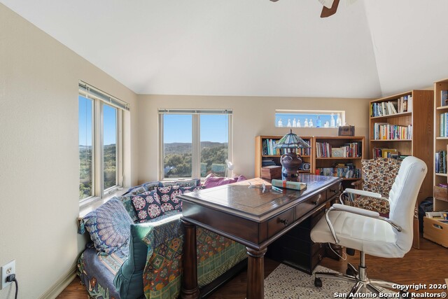 Image 26 of 49 For 9623 Requa  