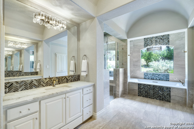 Image 22 of 56 For 170 Riverwood