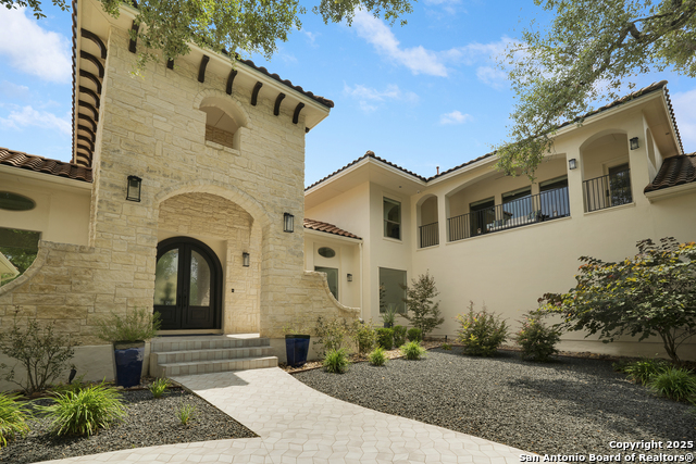 Image 3 of 56 For 170 Riverwood