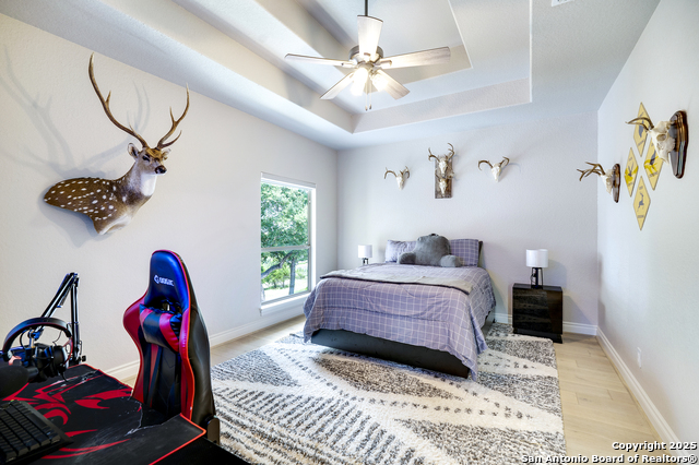 Image 33 of 56 For 170 Riverwood