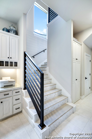 Image 39 of 56 For 170 Riverwood