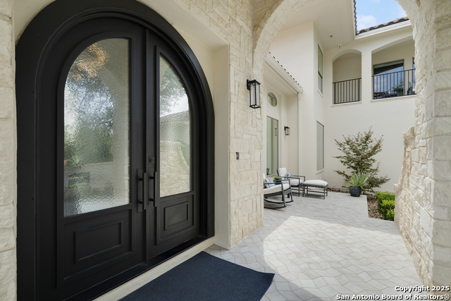 Image 4 of 56 For 170 Riverwood