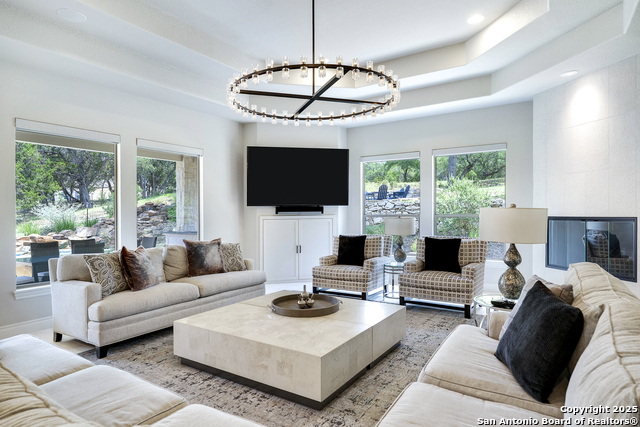 Image 8 of 56 For 170 Riverwood