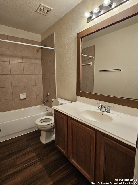 Image 18 of 20 For 6605 Sally Agee