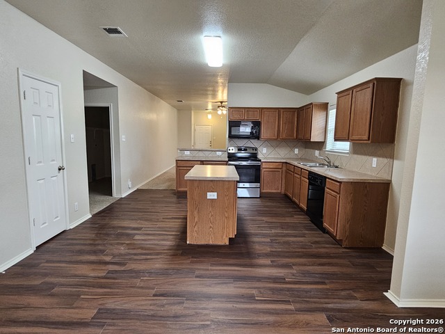 Image 20 of 20 For 6605 Sally Agee