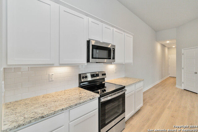 Image 18 of 32 For 455 Cross Barn Blvd