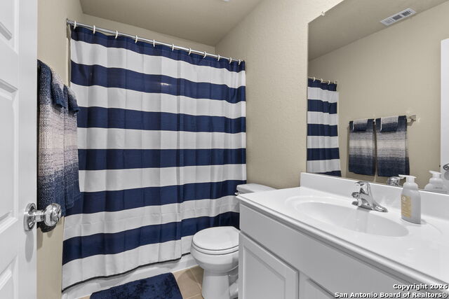 Listing photo id 13 for 20825 Pleasanton Rd