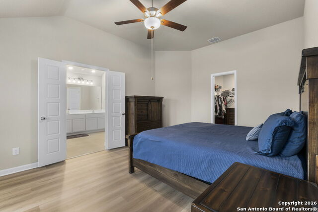 Listing photo id 15 for 20825 Pleasanton Rd