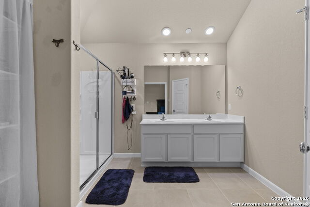 Listing photo id 16 for 20825 Pleasanton Rd