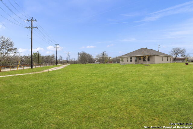 Listing photo id 24 for 20825 Pleasanton Rd