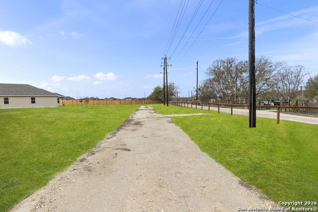 Listing photo id 25 for 20825 Pleasanton Rd