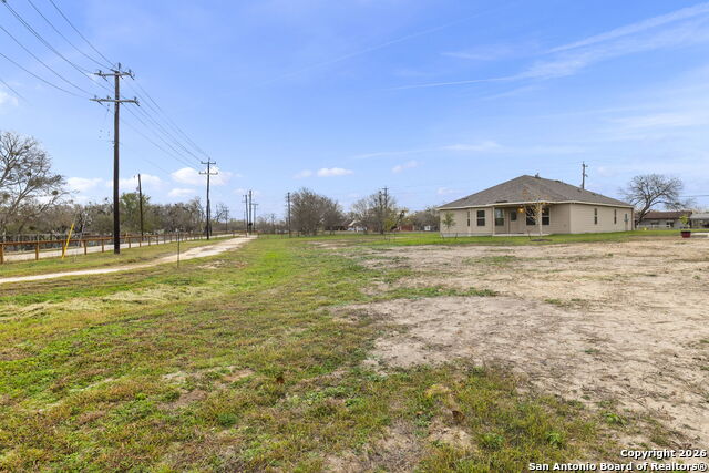 Listing photo id 28 for 20825 Pleasanton Rd