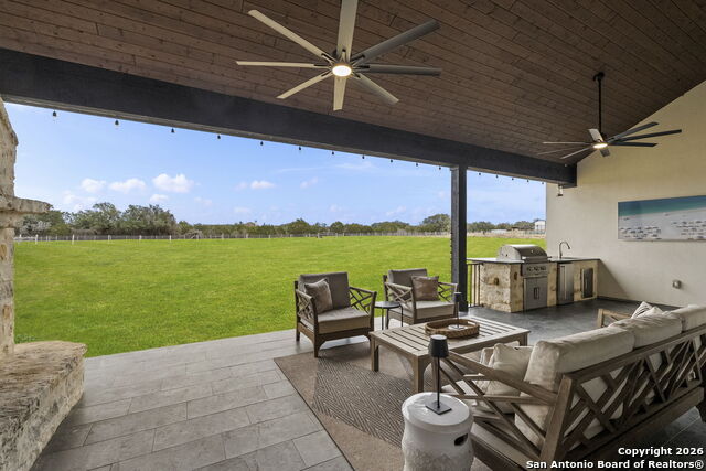 Image 30 of 38 For 71 Sabinas Creek Ranch