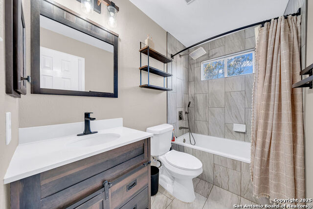 Image 21 of 25 For 8103 Heritage Park