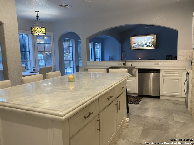 Image 17 of 41 For 32010 Oak Ridge Parkway