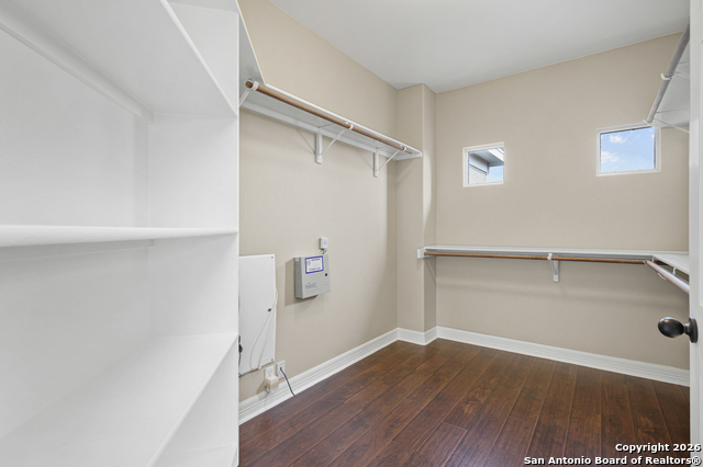 Image 27 of 49 For 18 Champion  