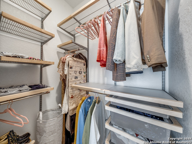 Image 28 of 36 For 25902 Madison Ranch