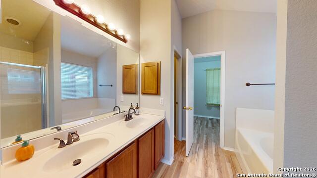 Image 27 of 34 For 8010 Seminario