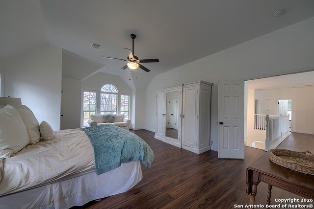 Image 22 of 35 For 19442 Mill Oak