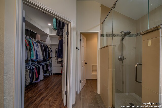 Image 26 of 35 For 19442 Mill Oak