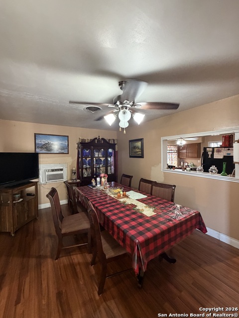 Image 11 of 21 For 917 San Francisco