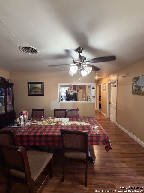 Image 13 of 21 For 917 San Francisco