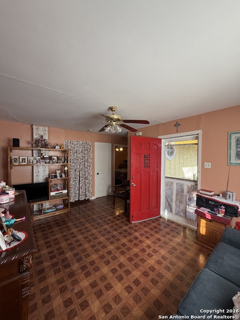 Image 15 of 21 For 917 San Francisco