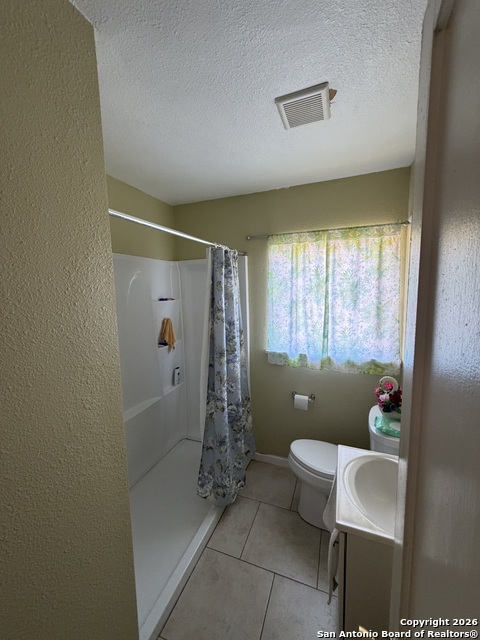 Image 17 of 21 For 917 San Francisco