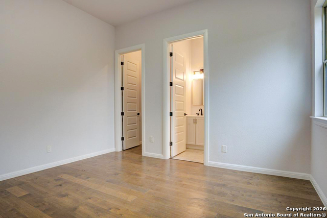 Image 25 of 48 For 17 Liser Glen