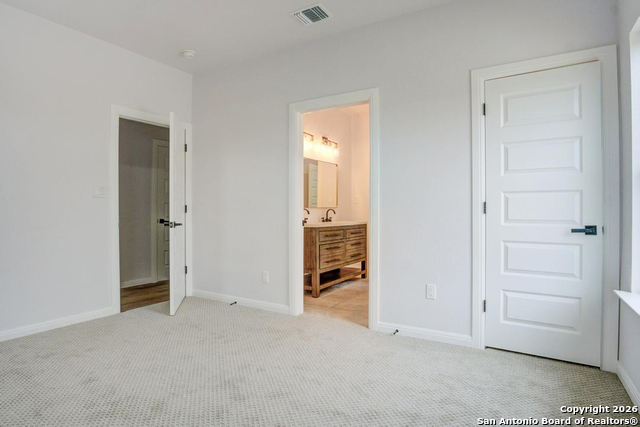 Image 38 of 48 For 17 Liser Glen