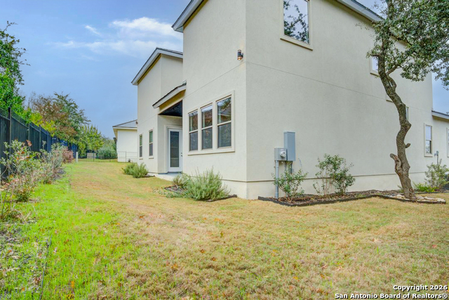 Image 45 of 48 For 17 Liser Glen