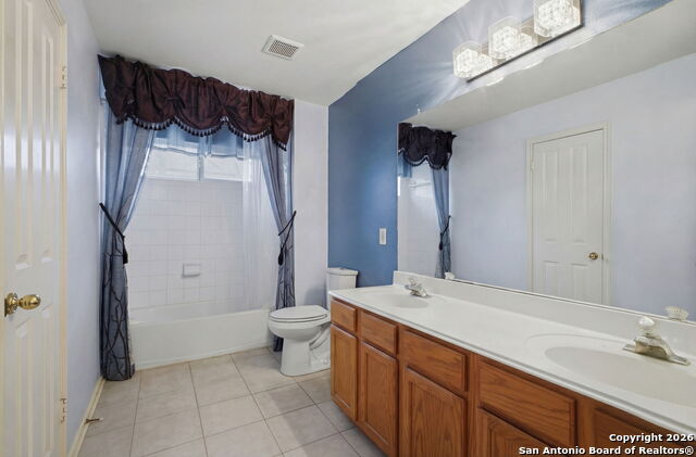 Image 22 of 31 For 21714 Cliff View