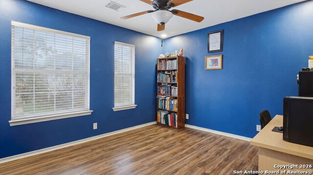 Image 24 of 31 For 21714 Cliff View