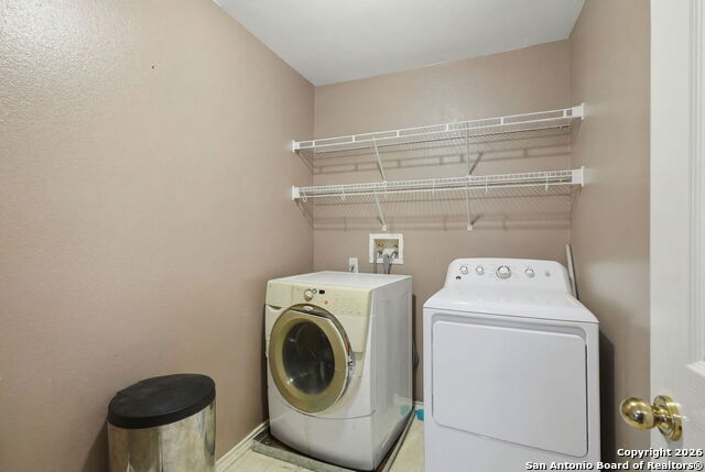 Image 25 of 31 For 21714 Cliff View