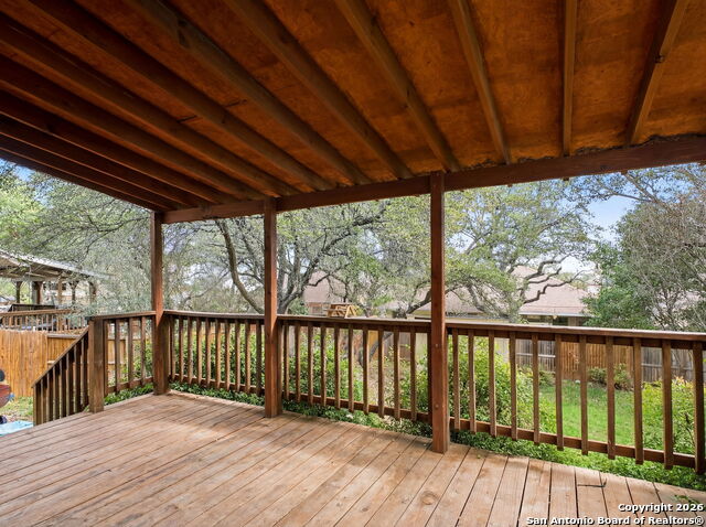 Image 27 of 31 For 21714 Cliff View