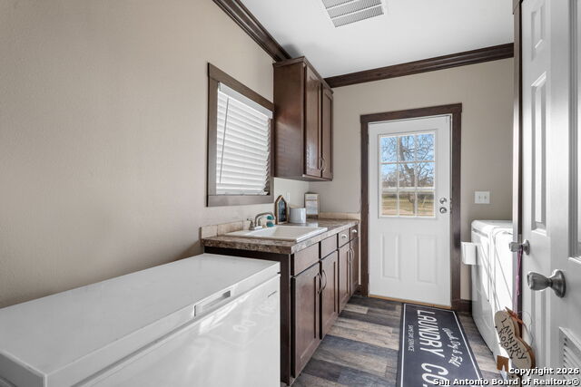 Image 15 of 30 For 445 Savannah Ridge