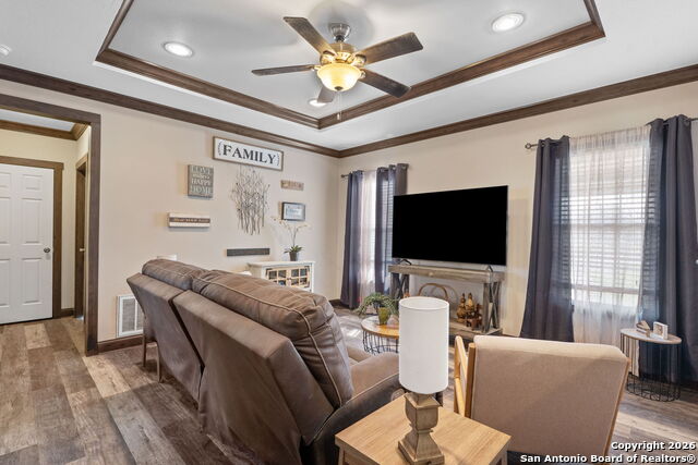 Image 5 of 30 For 445 Savannah Ridge