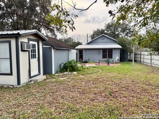 Image 24 of 28 For 304 Tyler N