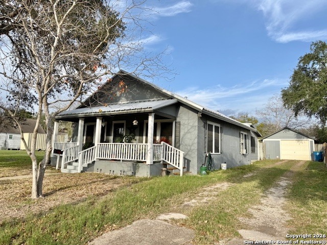 Image 4 of 28 For 304 Tyler N