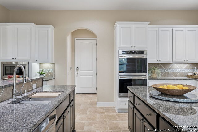 Listing photo id 14 for 2194 Ranch Loop