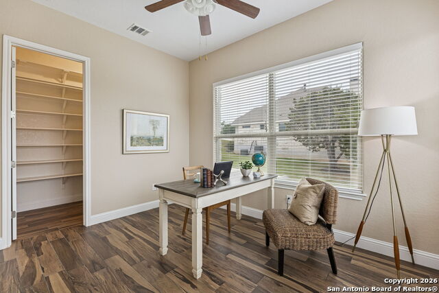 Listing photo id 31 for 2194 Ranch Loop