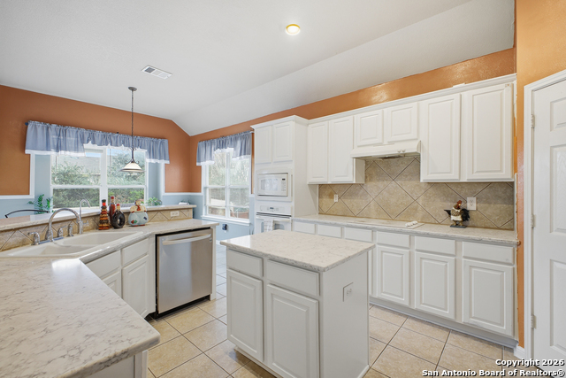 Image 22 of 47 For 1402 Mesa Crk